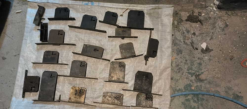 Замки старинные мебельные