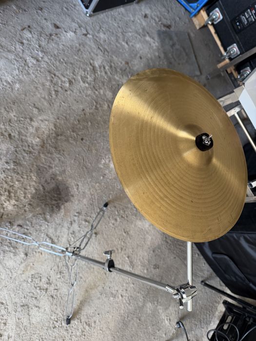 Чупеща стойка за чинел + чинел