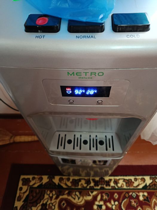 Метро куллер сотилади