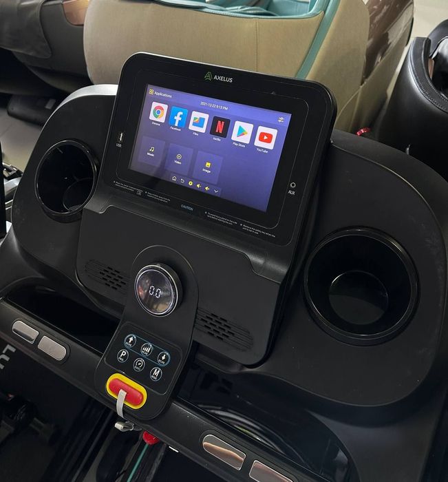 Беговая дорожка смарт планшетом ax500