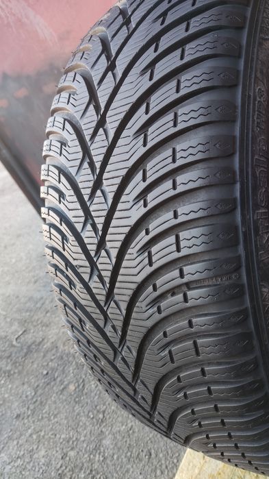1бр. зимна  гума 205/45/17 Kleber Krisalp HP3 
dot23
7.8mm
Много добро