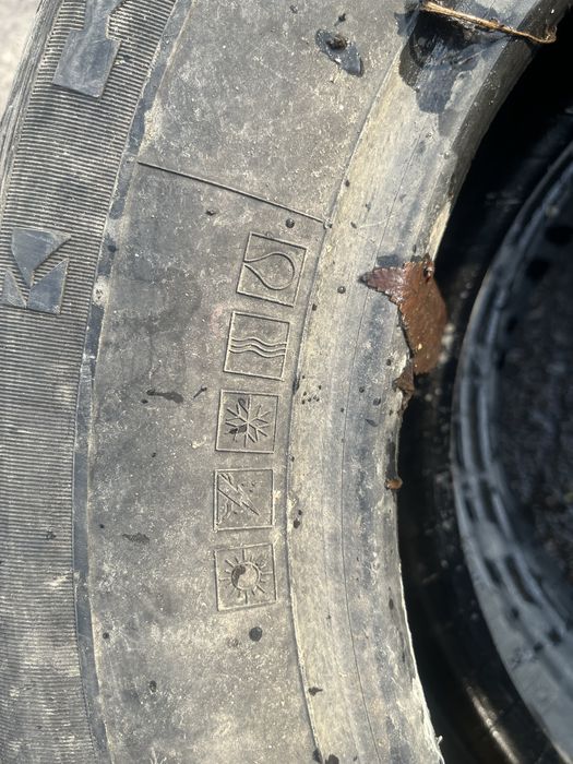 Всесезонняя покрышка