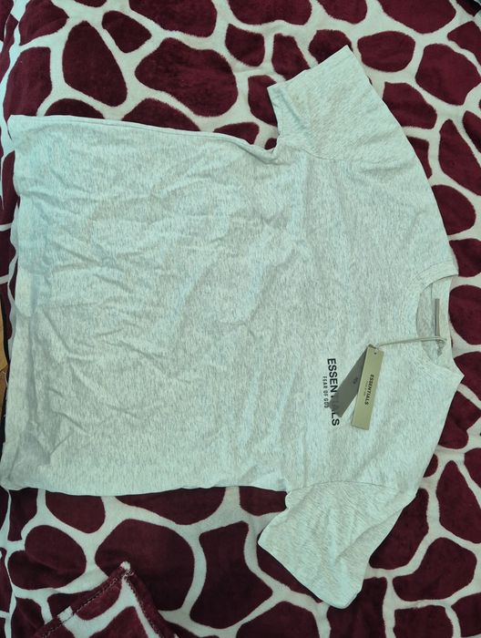 Tricou essencials