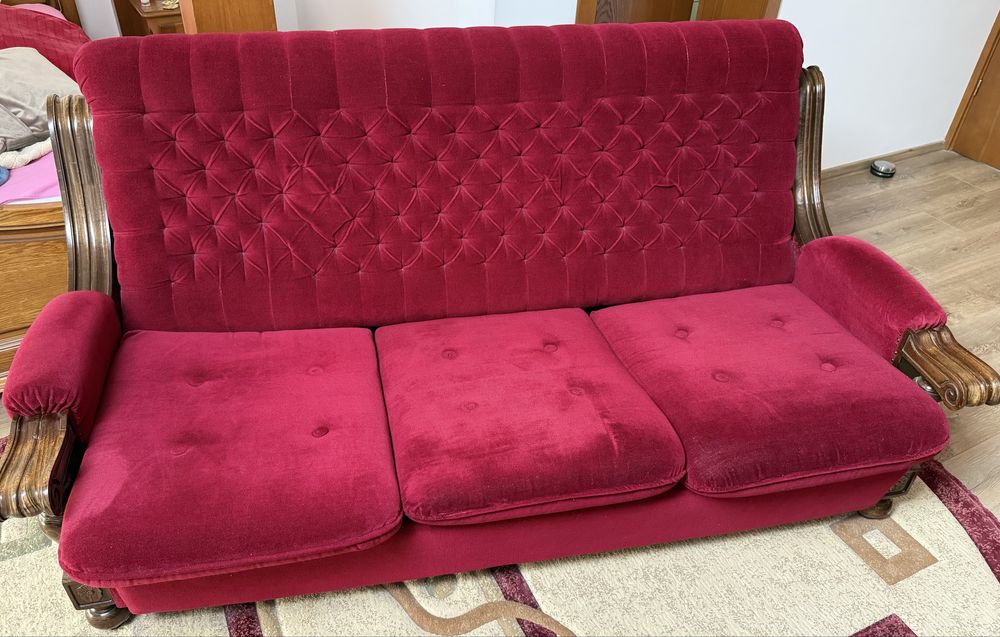 Canapea extensibilă + fotoliu din catifea vișinie, lemn masiv