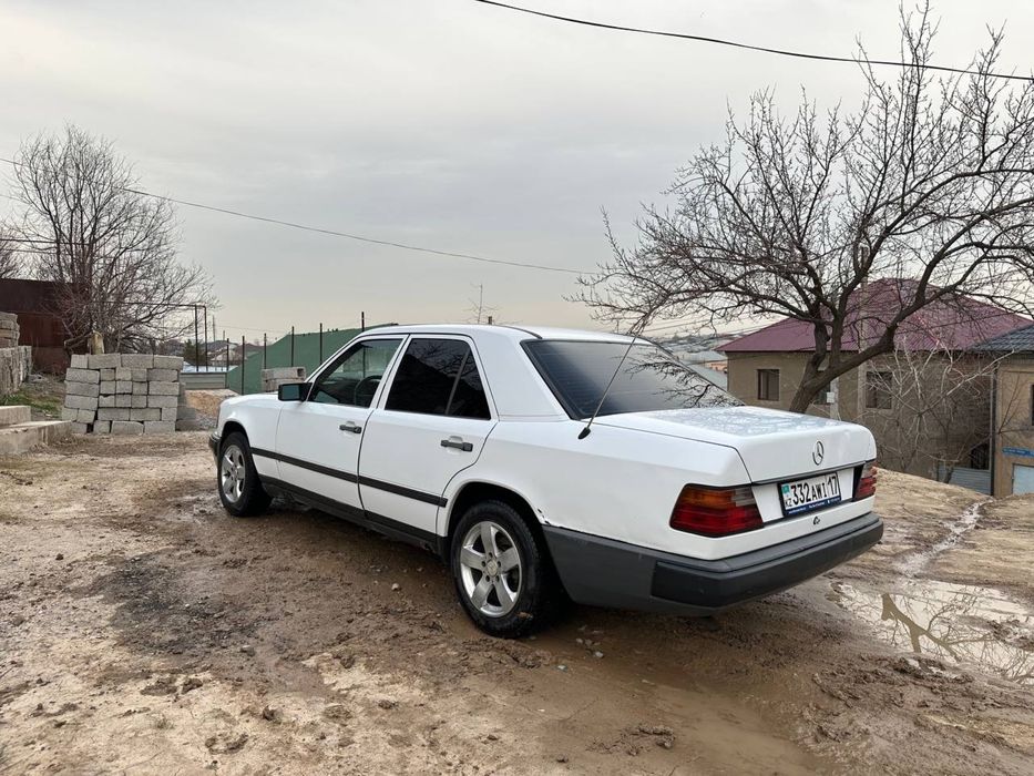 мерс 124 автомат