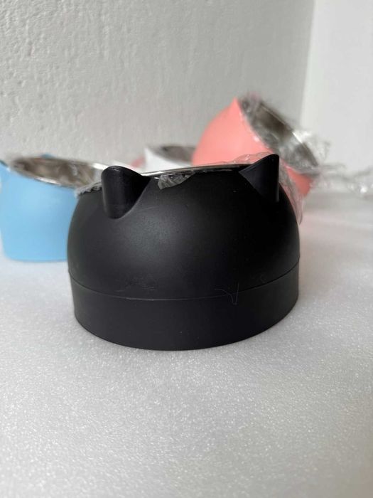 Купичка за храна за котки - различни цветове