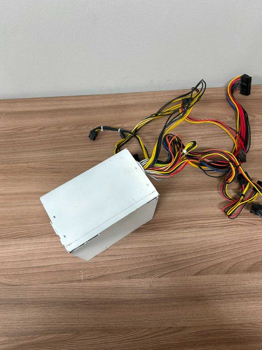 Белый Блок питания AeroCool