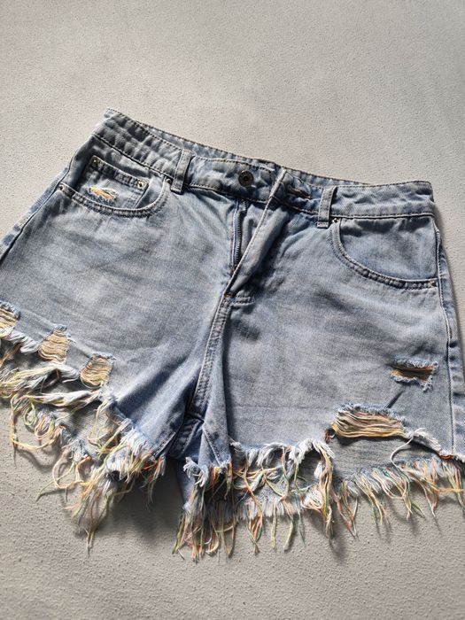 Adidas, Puma, Tomi Hilfiger