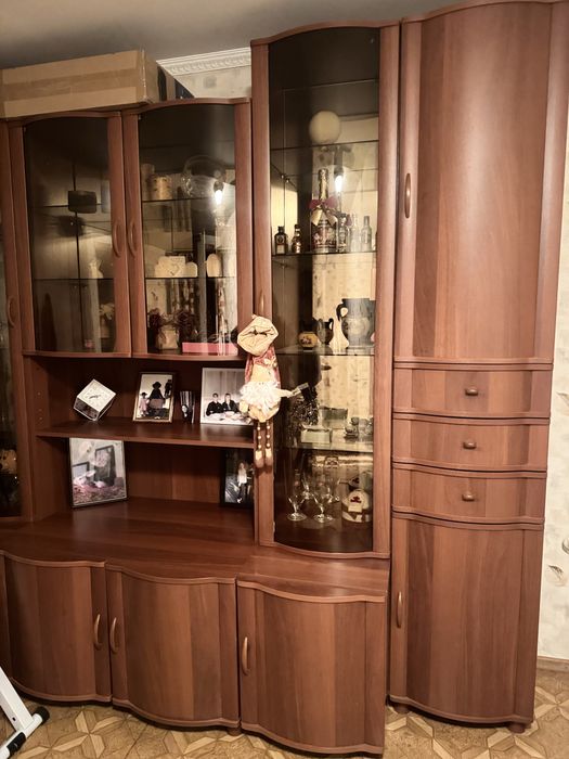 Стенка в гостинную