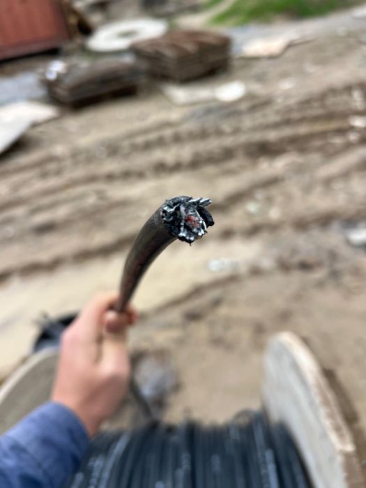 Оптический кабель 700 м продам