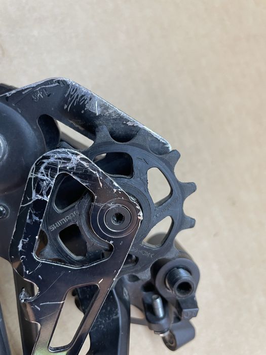 Заден дерайльор Shimano Deore XT 12S