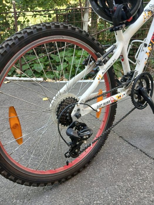 Vând bicicletă copii 8- 15 ani
