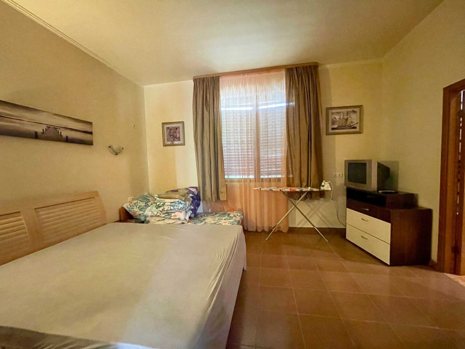 Продава се Двустаен апартамент в к.к. Елените - 72 кв.м за 1902 €/кв.м - Снимка #4