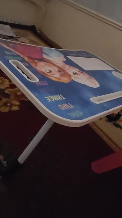 Стол стульчик сотилади