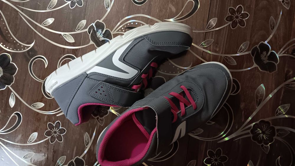 Маратонки 37 размер