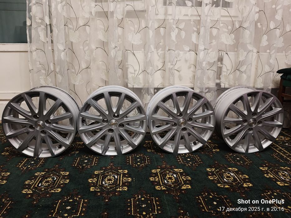 Продам Cobalt кобальт 15" оригинал,снятые со своей машины.