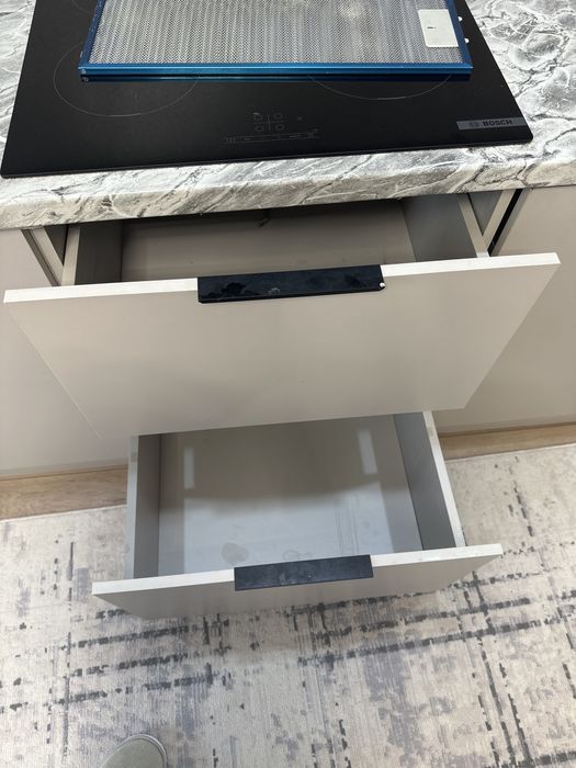 Продаю кухню ЛДСП