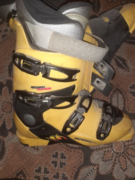 Коньки и ботинки для лыж