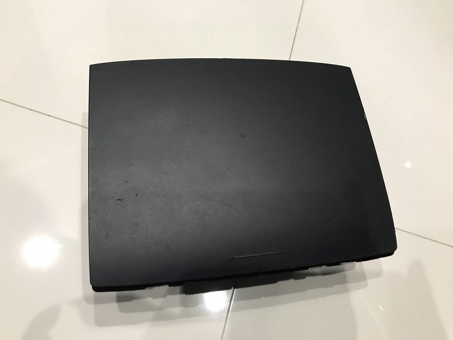 Централна жабка VW Polo 9N3