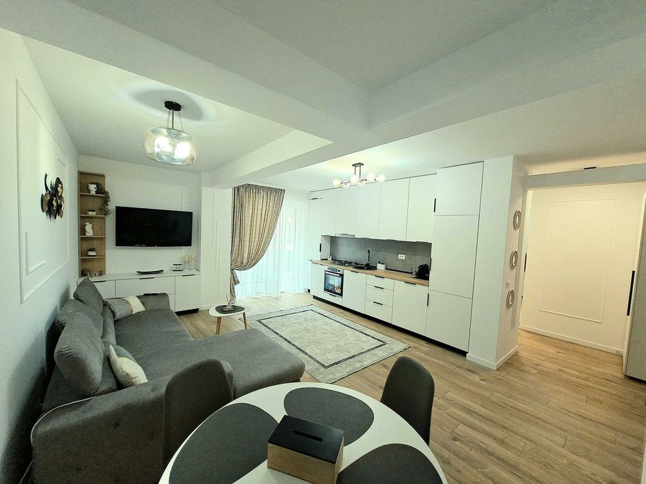 Apartament Bloc NOU - prima inchiriere