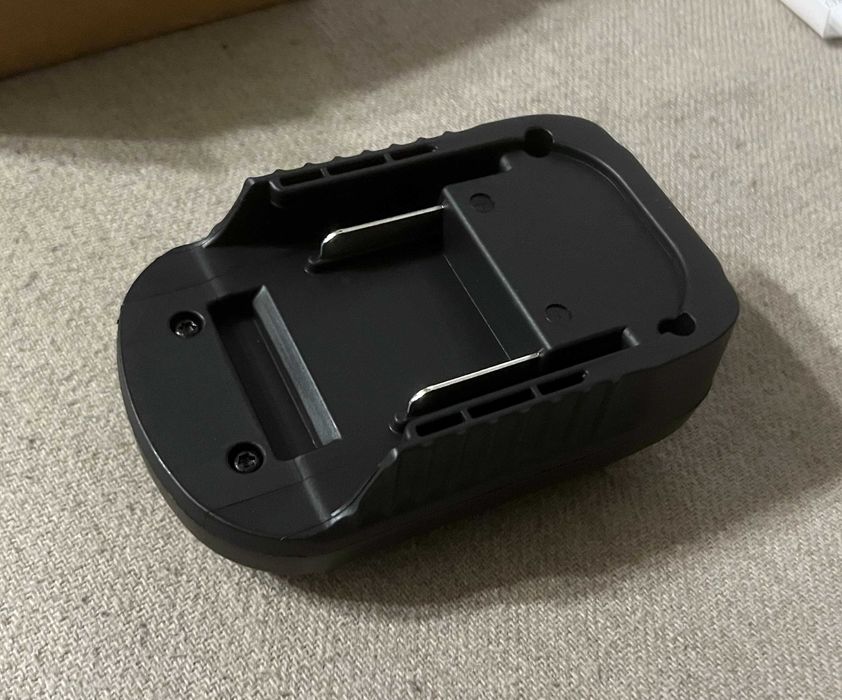 Adaptor baterie MT20DL Makita 18V la DeWalt 20V MAX nou