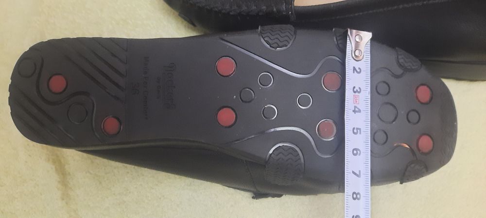 Женские черные туфли dockers