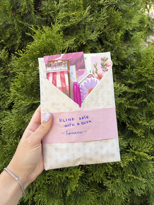 Carte romance mistery box/ cadou