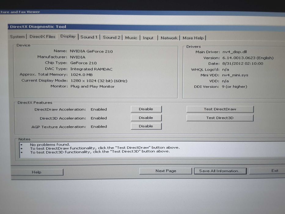 Sistem PC cu Windows XP desktop