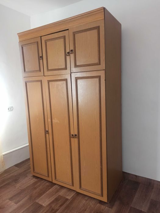 Продам шифонер в спальню