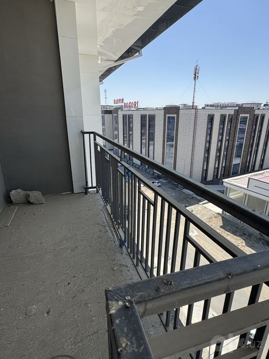 Bukhara cityda 3 xonalik xonadon sotiladi arzon