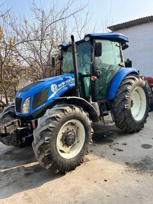 New Holland Td5 sotiladi