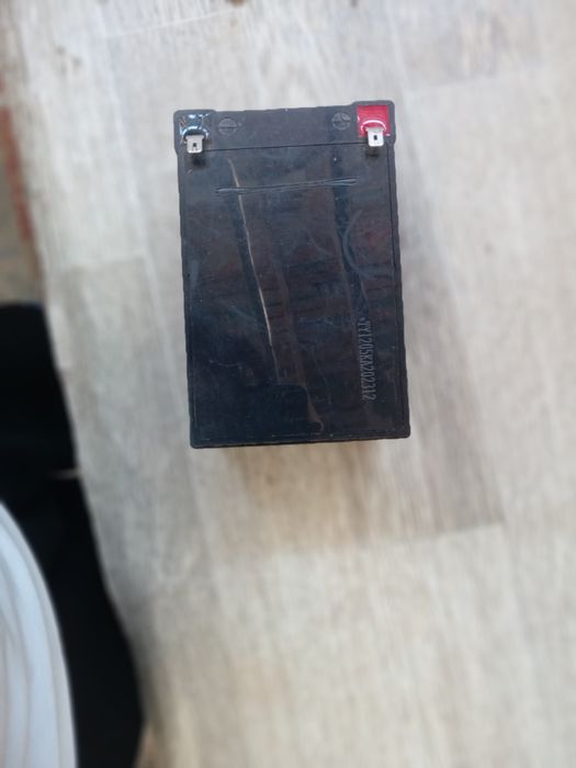 Akumlator mashina uchun agarda mashina chiroqlariga ulasangiz 1 oy