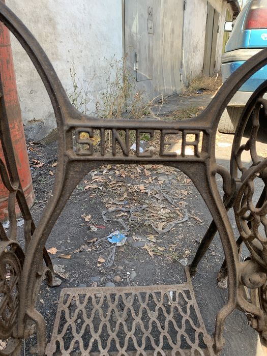 Машинка зингер ножная