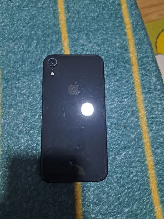 IPhone Xr aproape impecabil