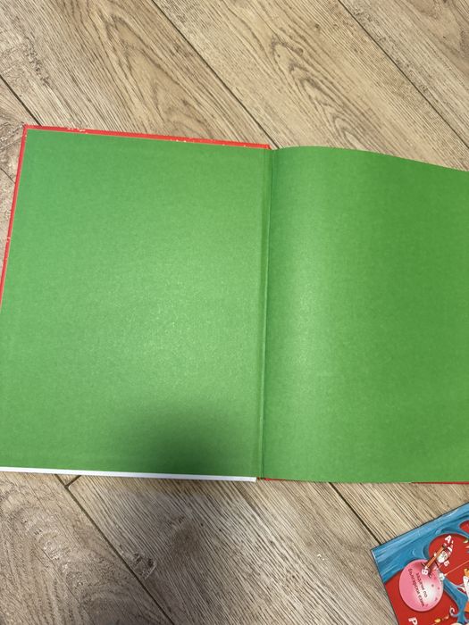 Книга «новый год» на руски език ,коледна детска книга