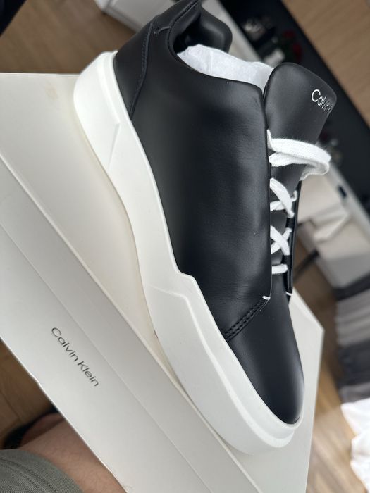 Adidasi Calvin Klein marimea 43