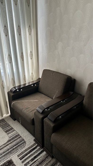 Диван кресло коричневое