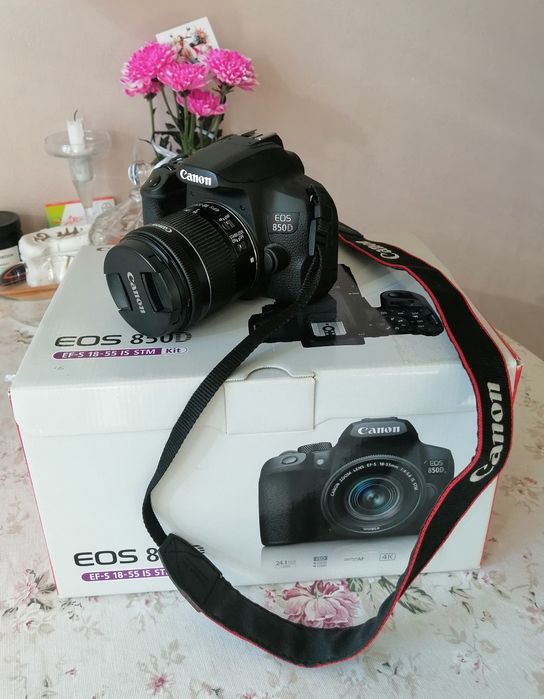 Фотоапарат Canon