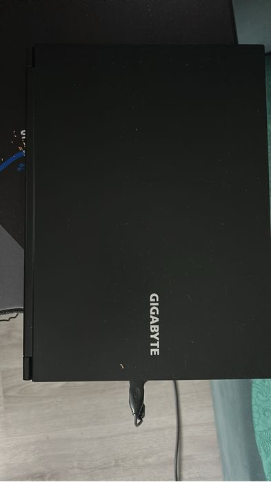 Laptop Gigabyte