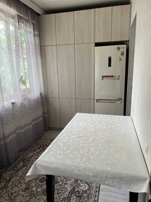 Сдам квартиру на Горьком 2/2/4/Ориетир Саёхат