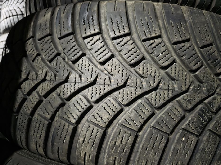 4бр Зимни гуми 225 55 16 - Falken