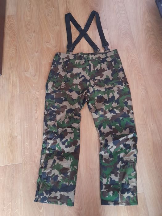 Камуфлаж GORE TEX комплект, ловни дрехи - до края на месеца