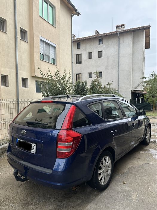 Автомобил под наем