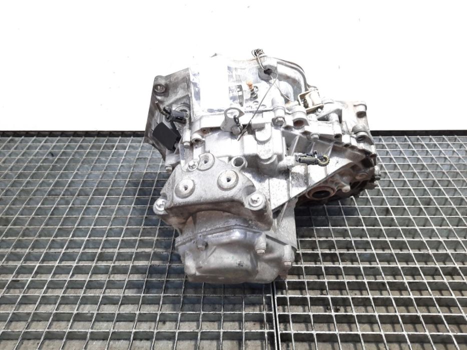 Cutie viteza manuala, cod GM55351000, Opel Vectra C GTS, 2.2 dti, Y22DTR, 5 vit man