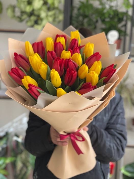 Тюльпаны 8 марта Рудный