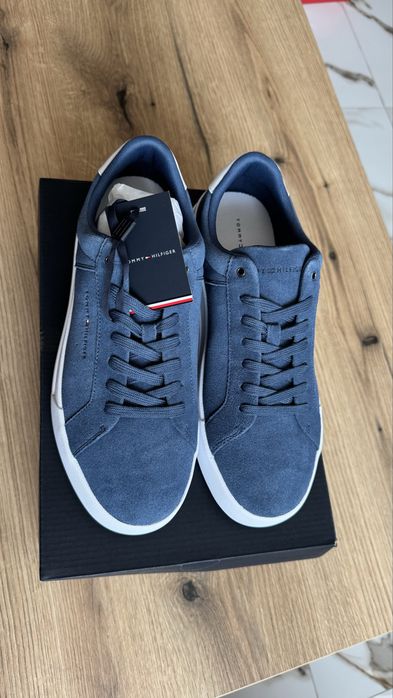 Маратонки Tommy Hilfiger,  НОВИ !