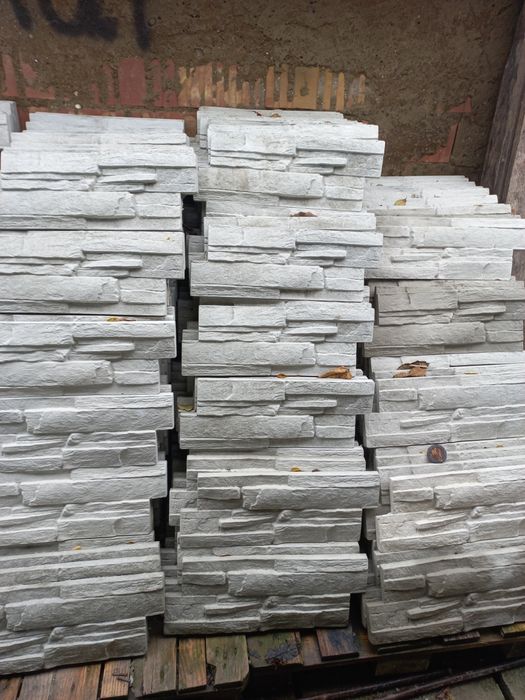 Piatra decorativa de exterior si interior din beton capace de gard