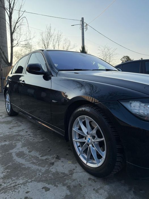 autoturism bmw E90 benzina