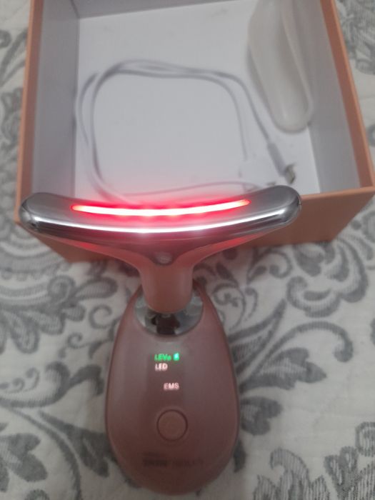 Массажёр для лица