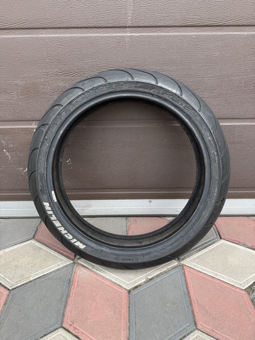 Шина Michelin 120 70 для мотоцикла